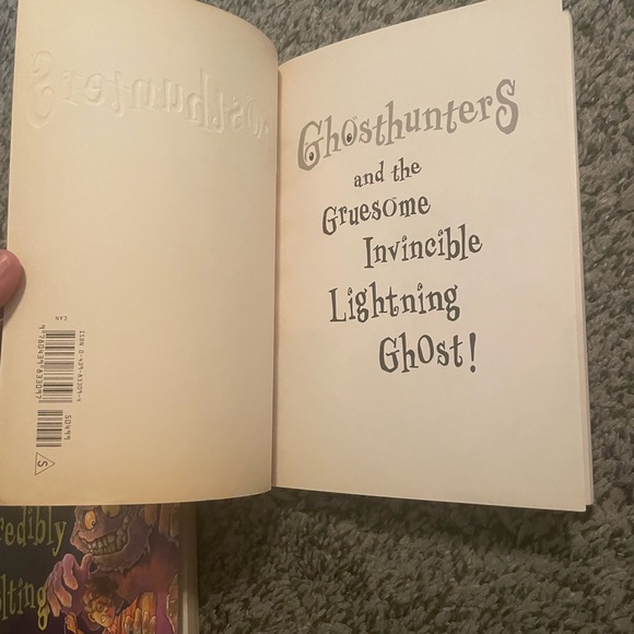 Hardy Boys and Ghosthunters Bundle - Picture 7 of 10